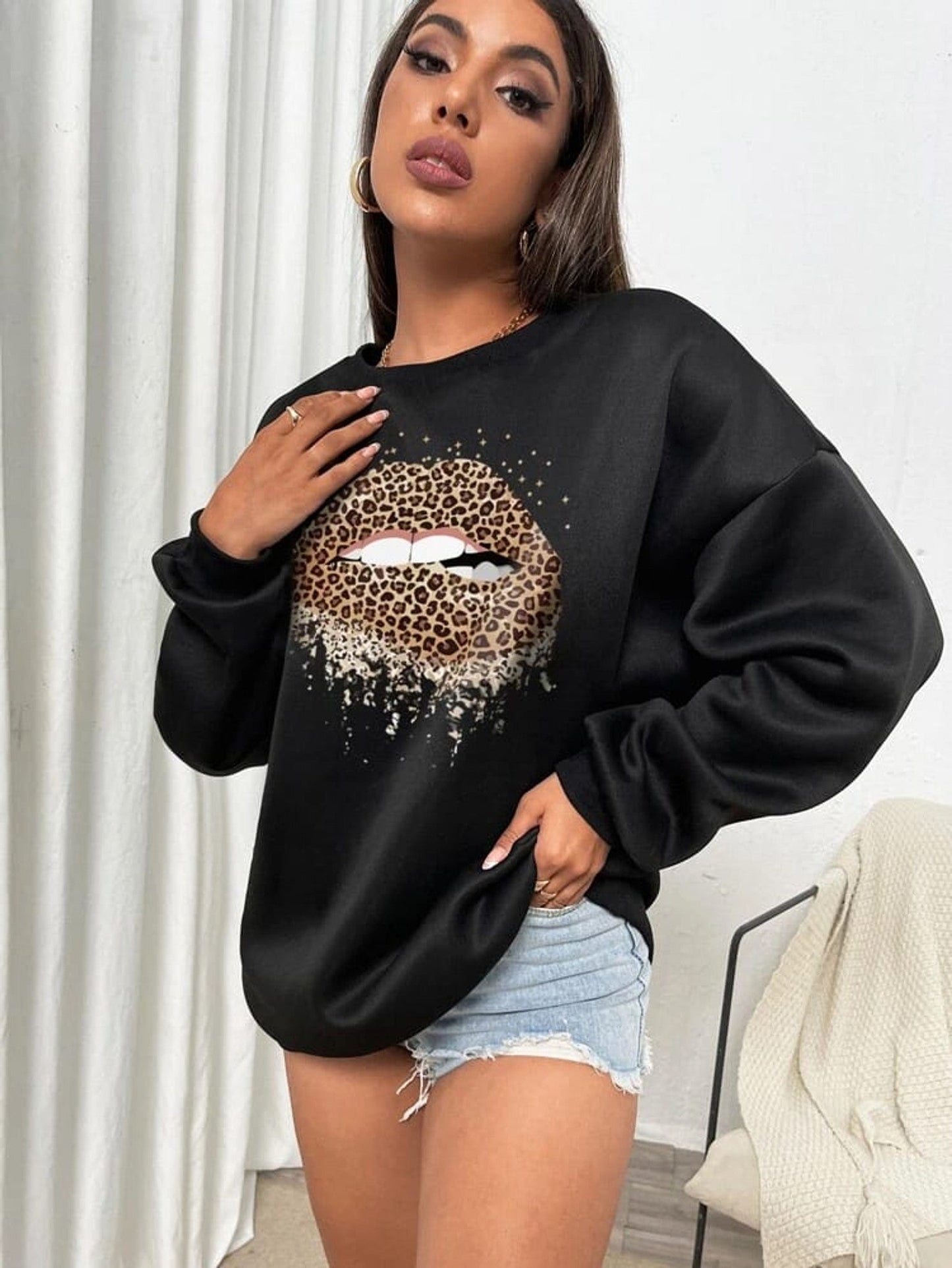 Fifth Avenue DIFT235 Lips Printed Sweatshirt - Black