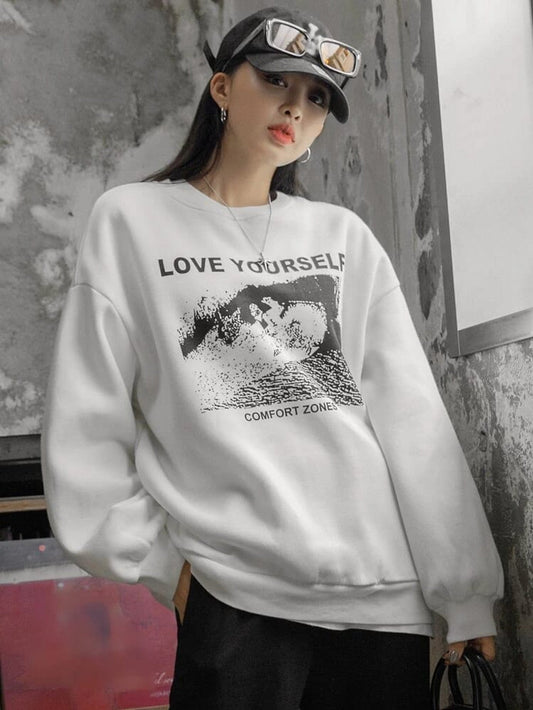 Fifth Avenue DIFT286 Love Yourself Printed Sweatshirt - White